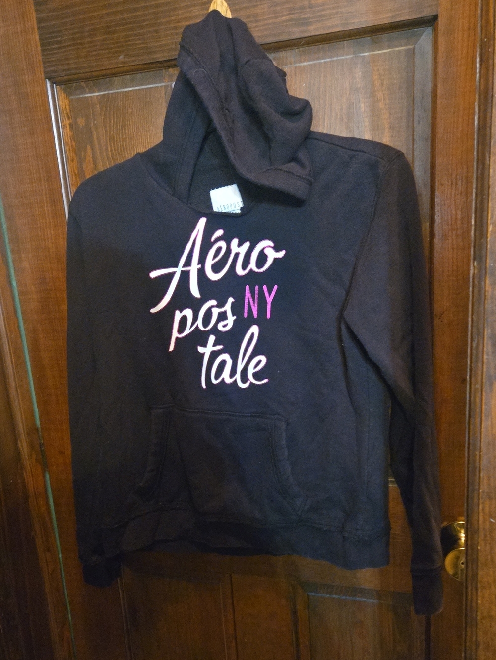 Aeropostale Black Hoodie with White Label - Picture 1 of 3